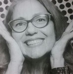 Meet your Posher, Claudia